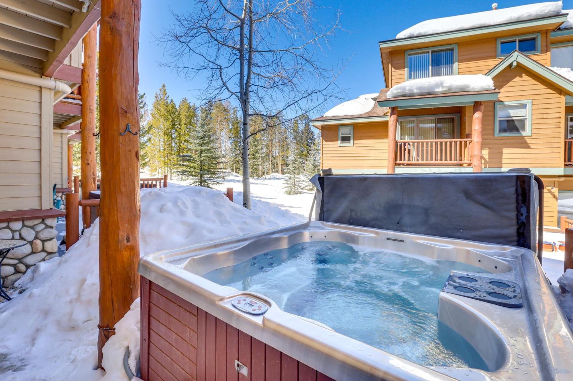 Airy Winter Park Gem With Private Outdoor Hot Tub! Villa Exterior photo
